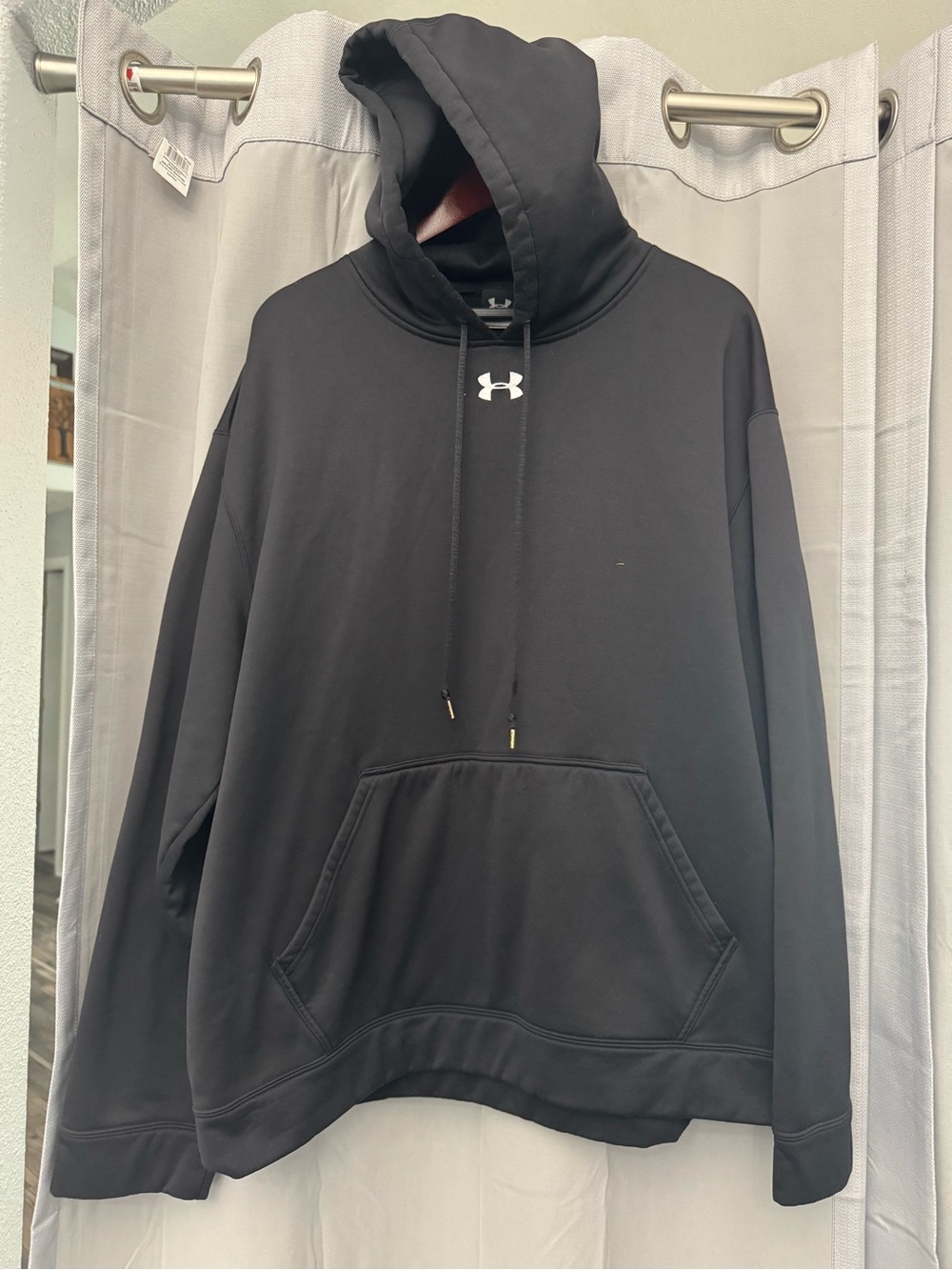 Under Armour Men's Black Pullover Hoodie - 2XL